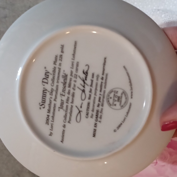 New Avon 2004 Mother's Day collectible plate sunny day - Picture 4 of 4
